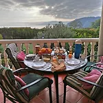 Bed & Breakfast En Casa De Marisa Y Juan Sada