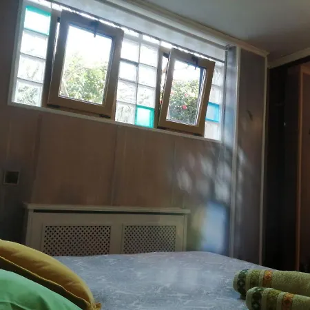ベッド・アンド・ブレックファスト En Casa De Marisa Y Juan 4*